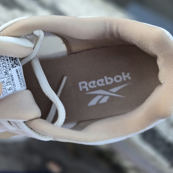 Reebok Shoes - Picture 9 of 10